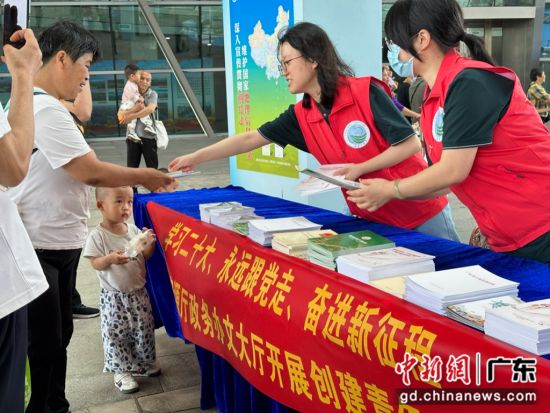 活动现场 作者 王坚